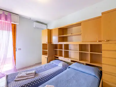 Zweites Schlafzimmer