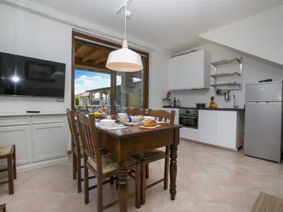 Küche und Essbereich