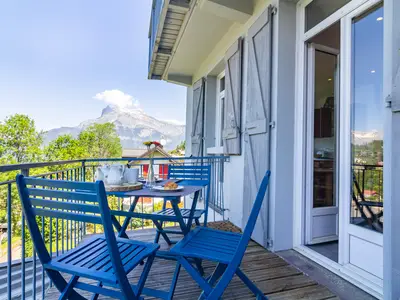 Privater Balkon mit herrlichem Bergblick