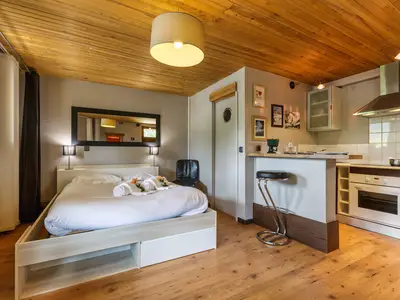 Schlafsofa (Schlafbereich für Studio)