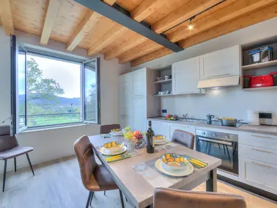 Küche und Essbereich