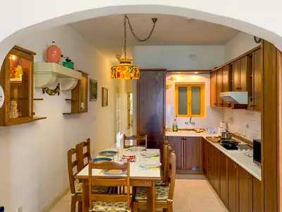 Küche und Essbereich