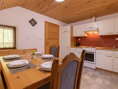 Küche und Essbereich