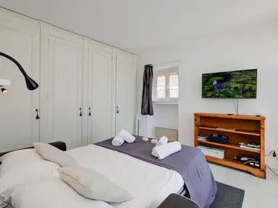 Schlafsofa (Schlafbereich für Studio)