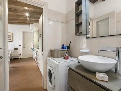 Badezimmer mit Dusche