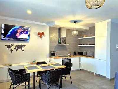 Küche und Essbereich