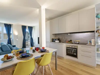 Küche und Essbereich