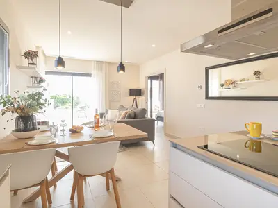 Küche und Essbereich