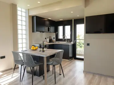 Küche und Essbereich