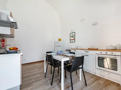 Küche und Essbereich