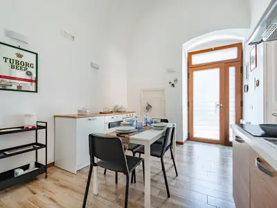 Küche und Essbereich