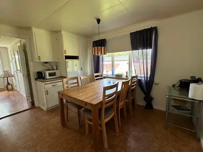 Küche und Essbereich