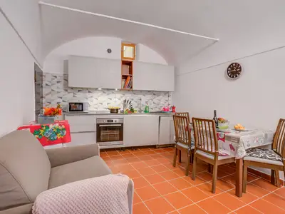 Küche und Essbereich