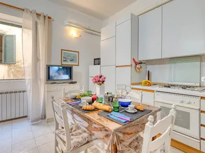 Küche und Essbereich