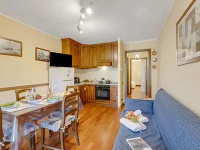 Küche und Essbereich