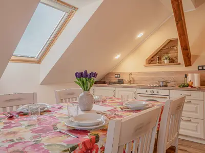 Küche und Essbereich