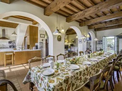 Küche und Essbereich