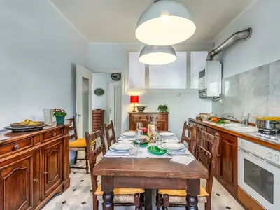 Küche und Essbereich