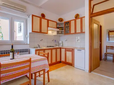 Küche und Essbereich