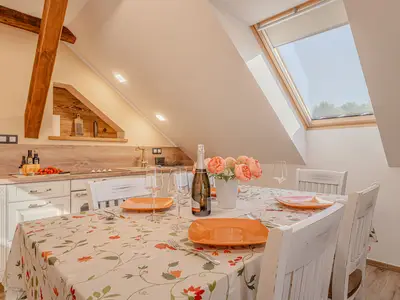 Küche und Essbereich