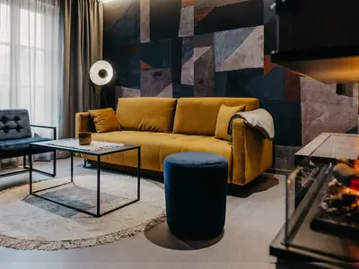 Schlafcouch_Sitzecke_Kamin