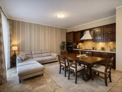 Küche und Essbereich