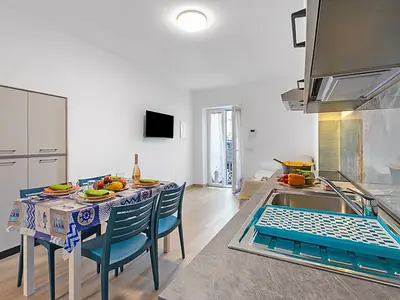 Küche und Essbereich