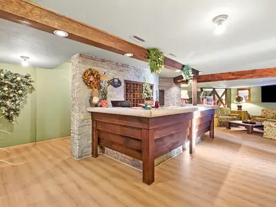 Gemeinschaftsbereich (Flure, Halle)