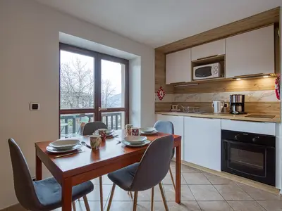 Küche und Essbereich