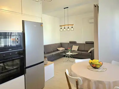 Küche und Essbereich