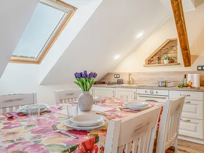 Küche und Essbereich