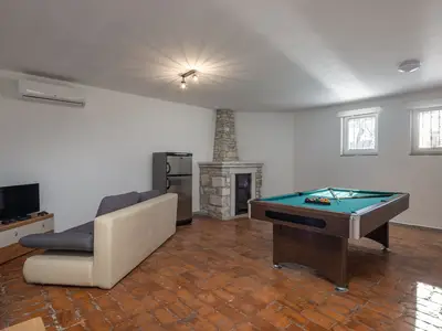 Gemeinschaftsbereich (Flure, Halle)