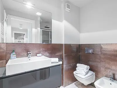 Badezimmer mit Dusche