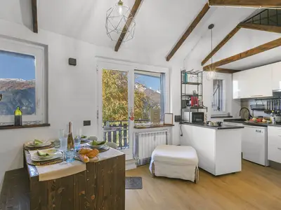 Küche und Essbereich