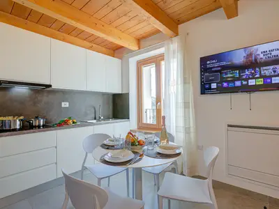 Küche und Essbereich