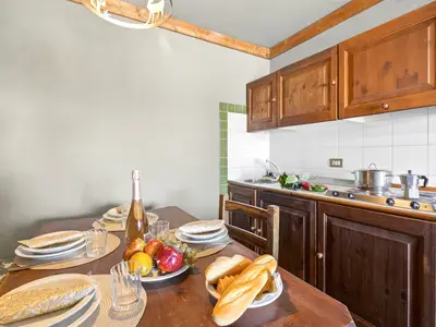 Küche und Essbereich