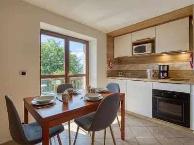 Küche und Essbereich