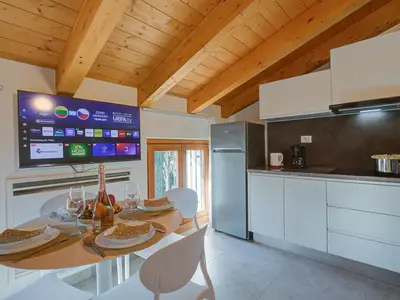 Küche und Essbereich