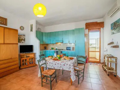 Küche und Essbereich