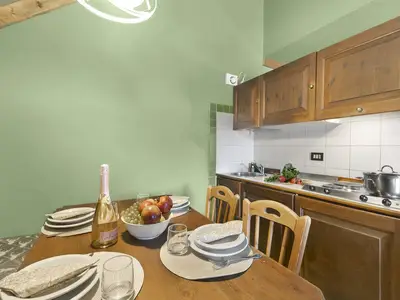 Küche und Essbereich