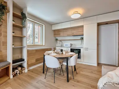 Küche und Essbereich