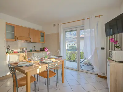 Küche und Essbereich