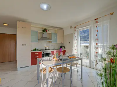 Küche und Essbereich