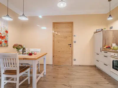 Küche und Essbereich