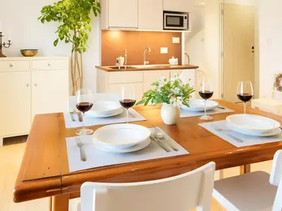 Küche und Essbereich