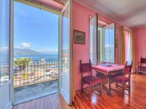 23708376-Appartement-6-Stresa-300x225-2