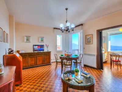 Wohn- und Esszimmer