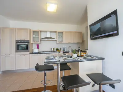 Küche und Essbereich