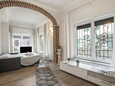 Schlafsofa (Schlafbereich für Studio)