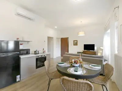 Küche und Essbereich